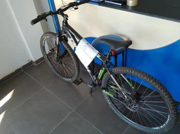 Bicicleta Marca Cannondale Aro 29 Modelo Trail8 Usadoenbuenestado Acc Descarrilador2 Frenos A Disco Ascienti Forrado CuerinaAmortiguador