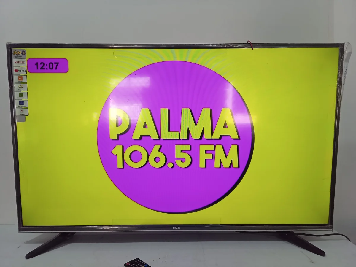 Foto 2 de Televisor Led Smart De 43 '' Marca Jam Modelo 43jamds06 Con Control Usado En Buen Estado Acc PatitasCable Corriente