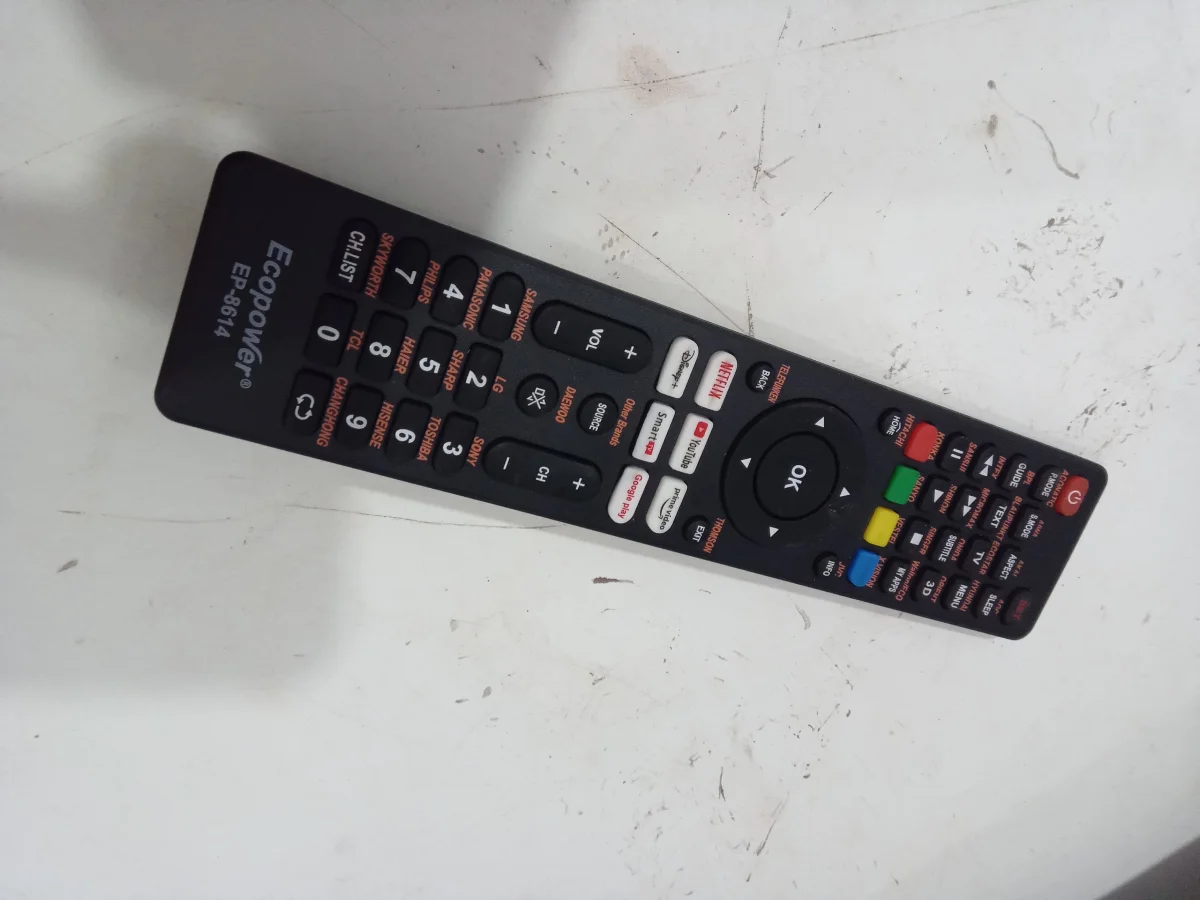 Foto 3 de Televisor Led Smart De 43 '' Marca Jam Modelo 43jamds06 Con Control Usado En Buen Estado Acc PatitasCable Corriente
