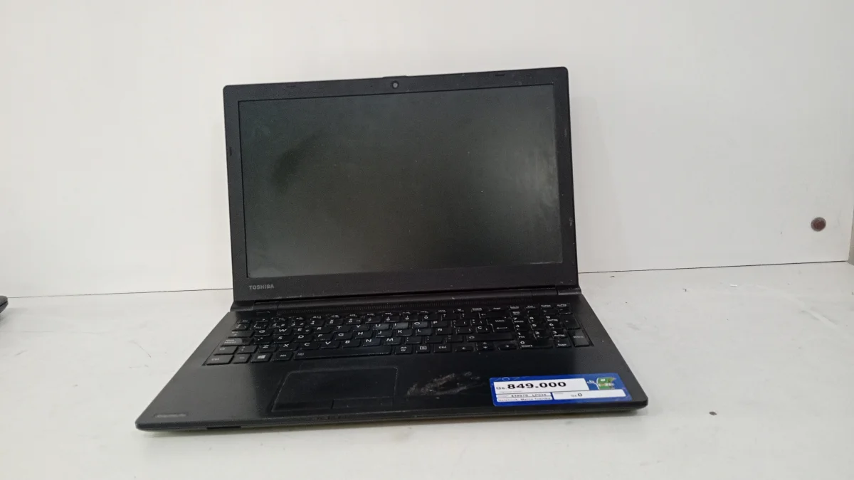 Notebook Marca Toshiba Modelo Stellite Pro R50-B-109 Procesador I3-4005u Memoria Ram 4 Gb Disco Duro 500 Gb Generacion 4 Acc Teclado Numerico