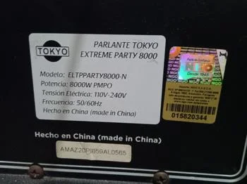 Foto 3 de Caja De Sonido Amplificada Marca Tokyo Modelo Elparty8000-N Sin Control Usado En Buen Estado Acc Con Par De RueditasCargador