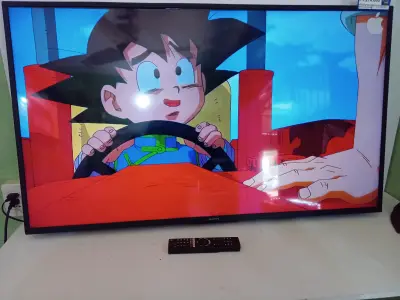 Televisor Led Smart De 49 '' Marca Sony Modelo Kd-49x725f Con Control Usado En Buen Estado Acc Soporte De Pared