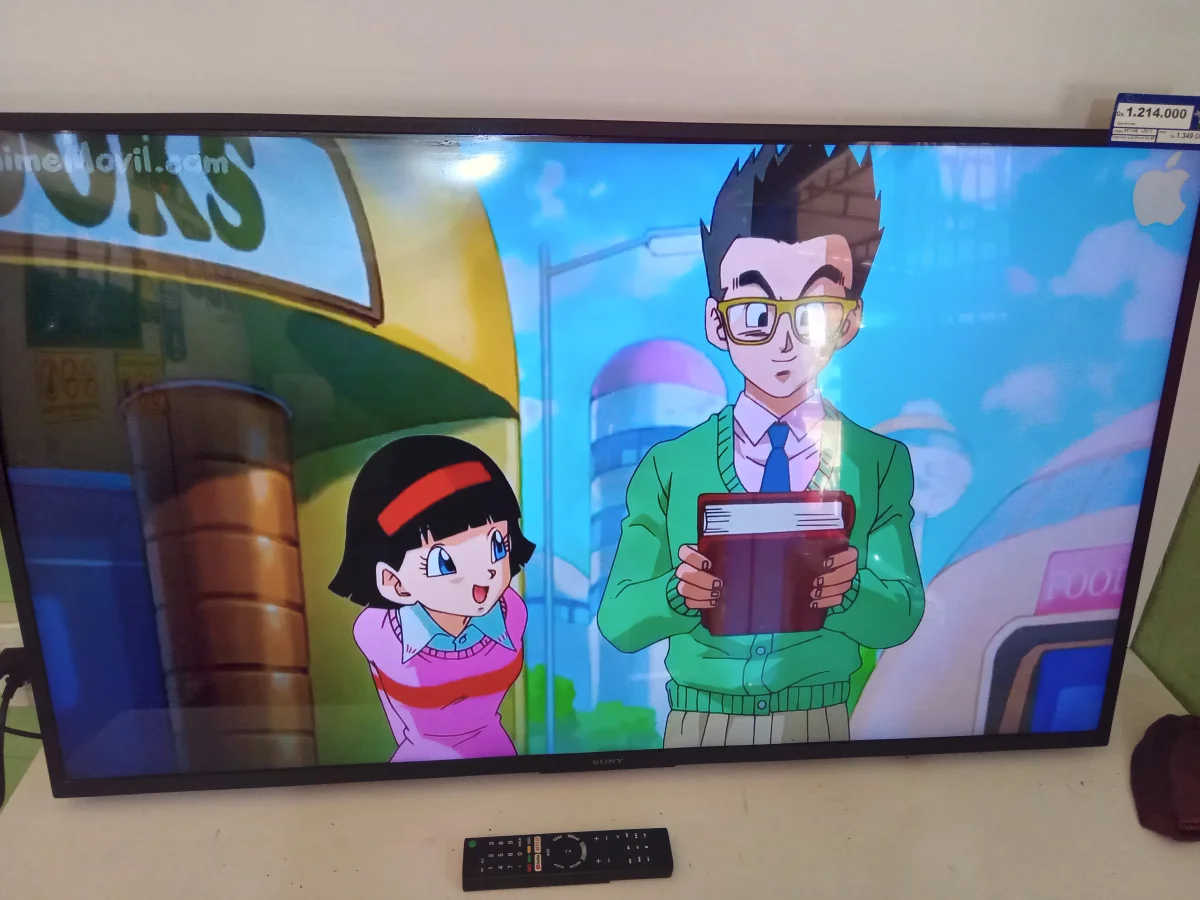 Foto 3 de Televisor Led Smart De 49 '' Marca Sony Modelo Kd-49x725f Con Control Usado En Buen Estado Acc Soporte De Pared