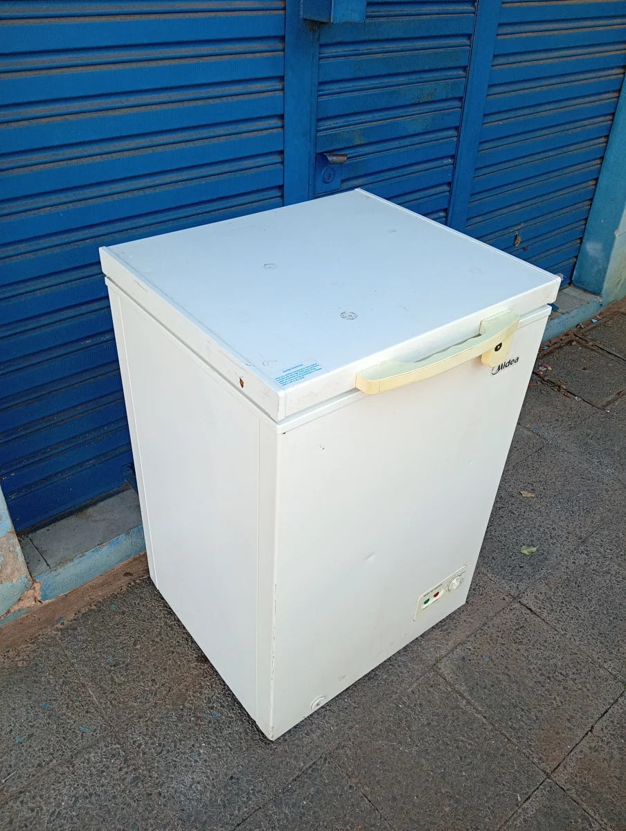 Foto 3 de Congeladora / Frezzer Marca Midea Litros 120 Modelo Mdf120 Usado En Buen Estado Acc Motor Original Con Luz