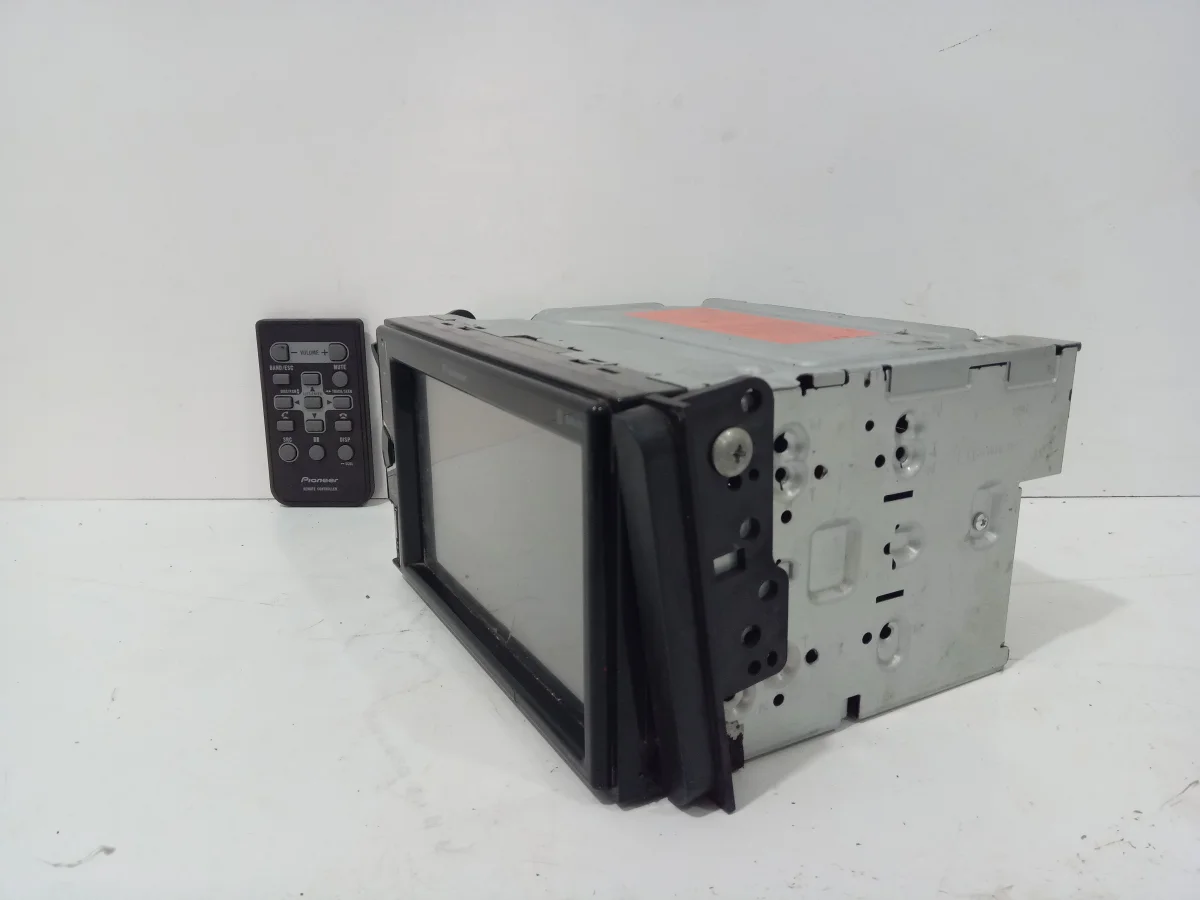 Foto 2 de Autoradio Marca Pioneer Con Control Modelo Dmh-G22bt Usado En Buen Estado Con No Tiene Acc No Tiene