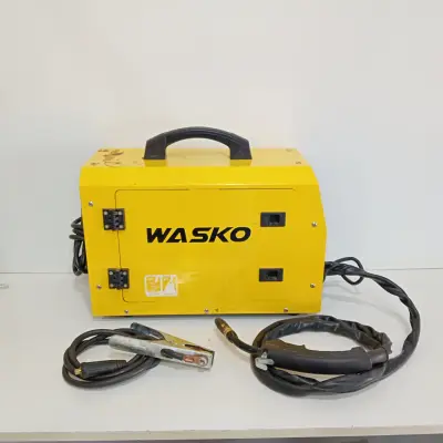Soldador Marca Wasko Modelo Wme6210m2x Usado En Buen Estado Acc: C/ Rollo De Alambre Comentario: De 200 Ap