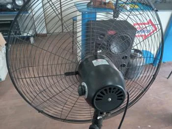 Foto 2 de Ventilador 3 Velocidades Marca Hdk Modelo Kdl-650 Nro Usado En Buen Estado Acc Aspa De 3
