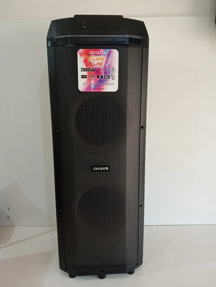 Caja De Sonido Amplificada Marca Aiwa Modelo Awpok100d Sin Control Usado En Buen Estado Acc Luces Led