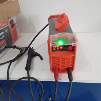 Soldador Marca Daewoo Modelo Dw200mma Usado En Buen Estado Acc Pinza Positivo Y Negativo