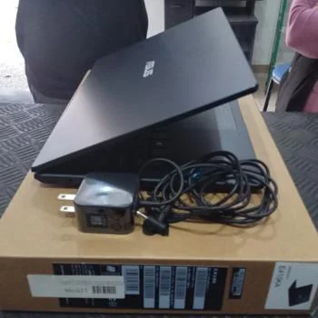 Notebook Marca Asus Modelo E410ka Procesador Celeron Memoria Ram 4 Gb Disco Duro 56 Gb Generacion 4 Acc En Caja