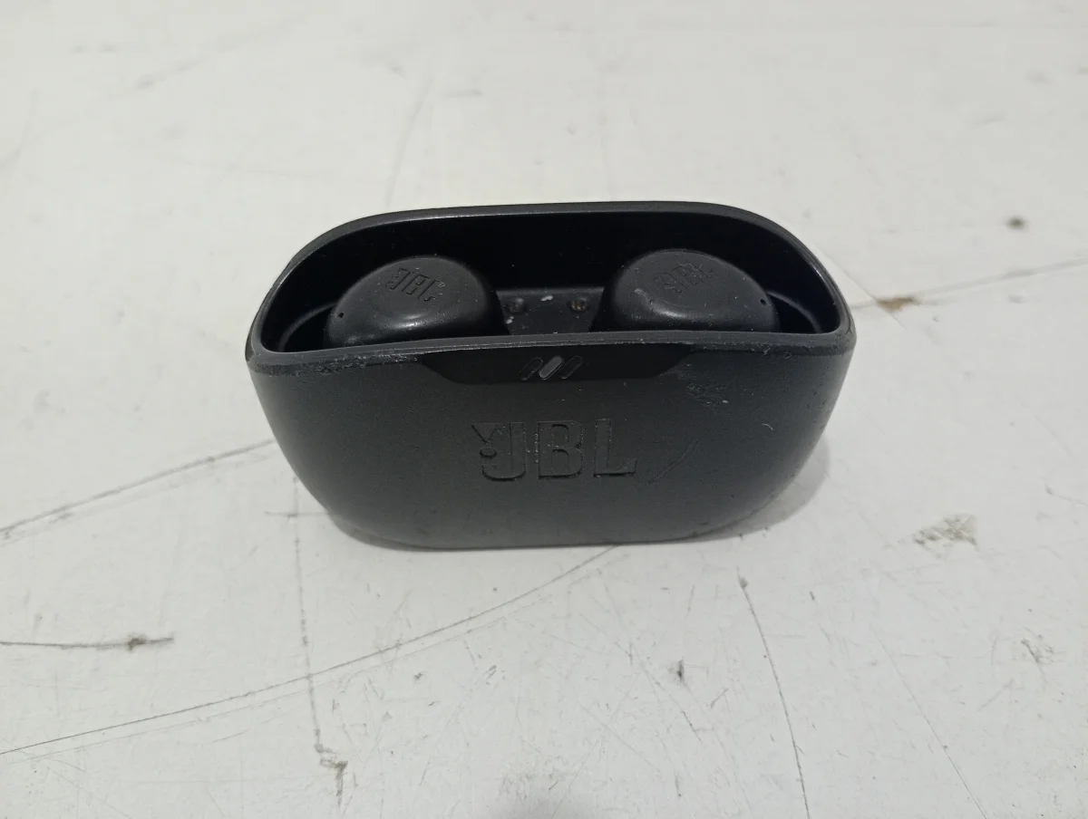 Auricular Marca Jbl Modelo Wave Buds Usado En Buen Estado Con No Tiene Acc No Tiene