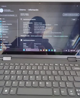 Foto 3 de Notebook Marca Lenovo Modelo Procesador Ryzen 3 Memoria Ram 4 Gb Disco Duro 117 Gb Generacion No Tiene Acc No Tiene