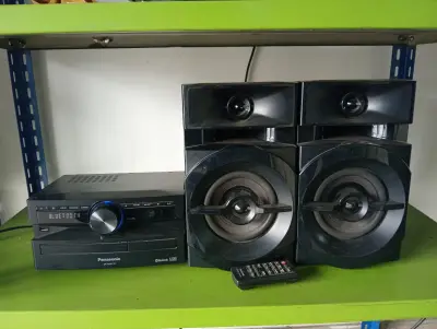 Mini Componente Marca Panasonic Con Control Modelo Sc-Akx110 Usado En Buen Estado Con No Tiene Acc Dos Parlantes