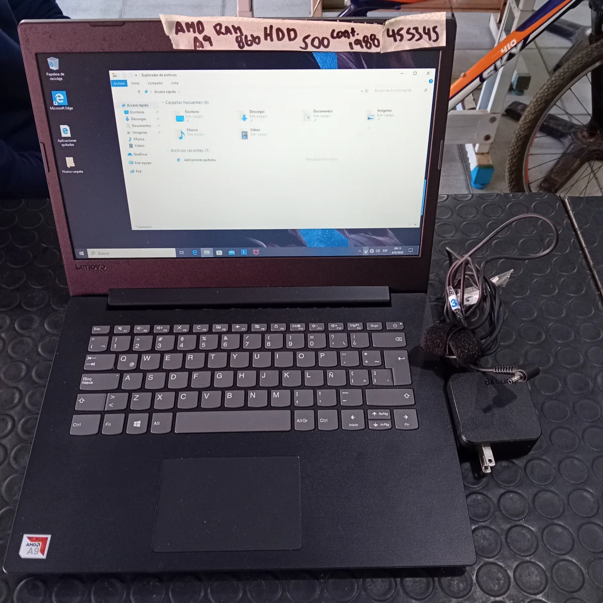 Foto 2 de Notebook Marca Lenovo Modelo 81ms Procesador Amd A9-9425 Memoria Ram 8 Gb Disco Duro 500 Gb Generacion 9 Acc Cargador
