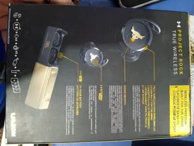 Auricular Marca Jbl Modelo Project Rock By Under Armour Dwayn Jhonso Usado En Buen Estado Con No Tiene Acc: Cargador InalambricoManual2 AdaptadoresColgante