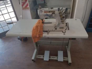 Maquina De Coser Industrial Tipo Collareta Marca Jukai Modelo Juk 500 Usado En Buen Estado Acc MesadaMotor