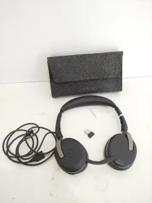 Auricular Marca Jabra Modelo Evolve 65 Flex Usado En Buen Estado Con Microfono Acc: Cable Cargador Tipo CEstuche De TelaUsb Comentario: Con Cancelacion De Ruido