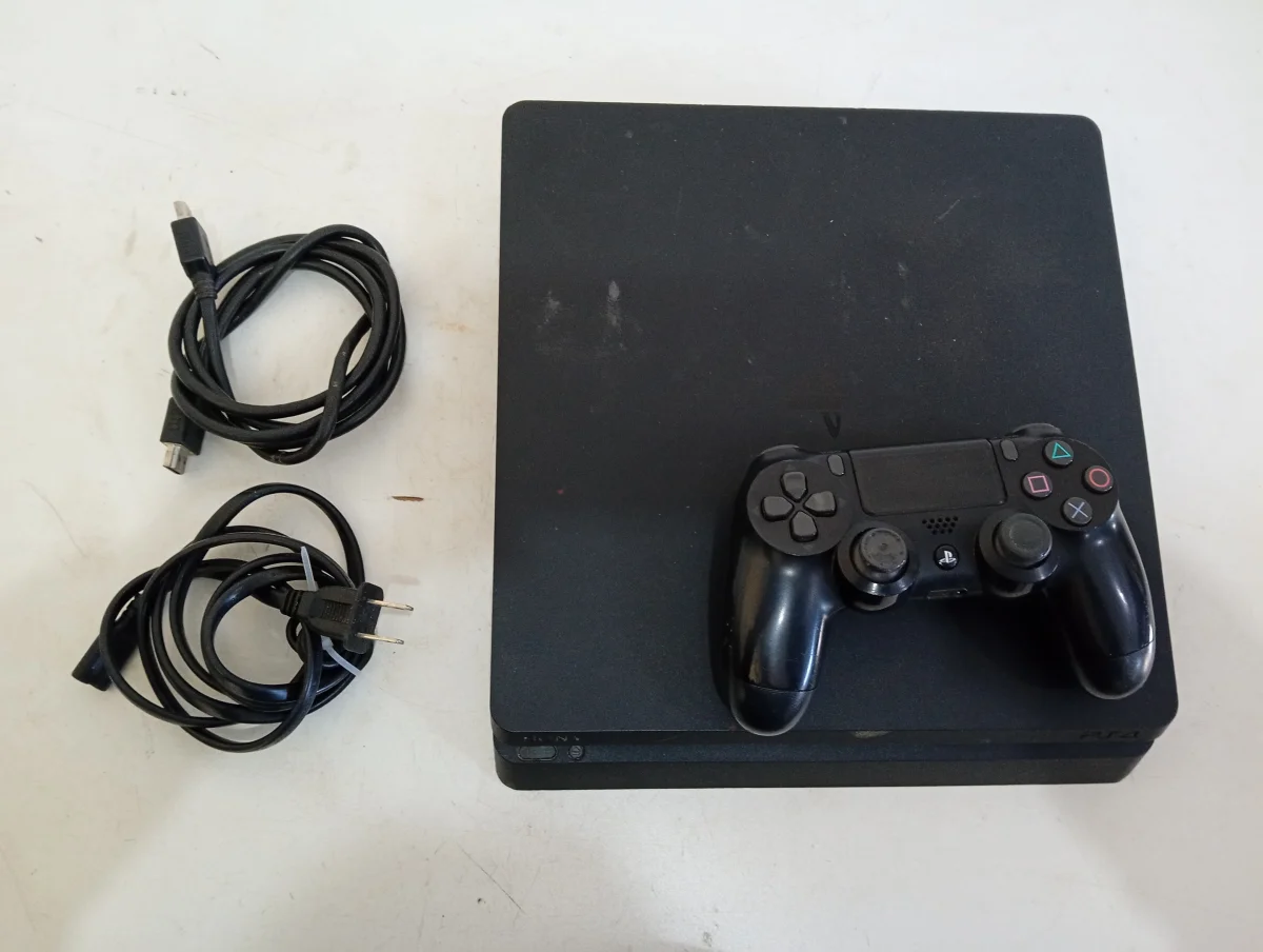 Juego Electronico Ps4 Marca Sony Modelo Slim Disco Duro 500 Gb Con Control Sin Caja Usado En Buen Estado Acc C/ Cable HdmiC.Cte