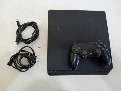Juego Electronico Ps4 Marca Sony Modelo Slim Disco Duro 500 Gb Con Control Sin Caja Usado En Buen Estado Acc C/ Cable HdmiC.Cte