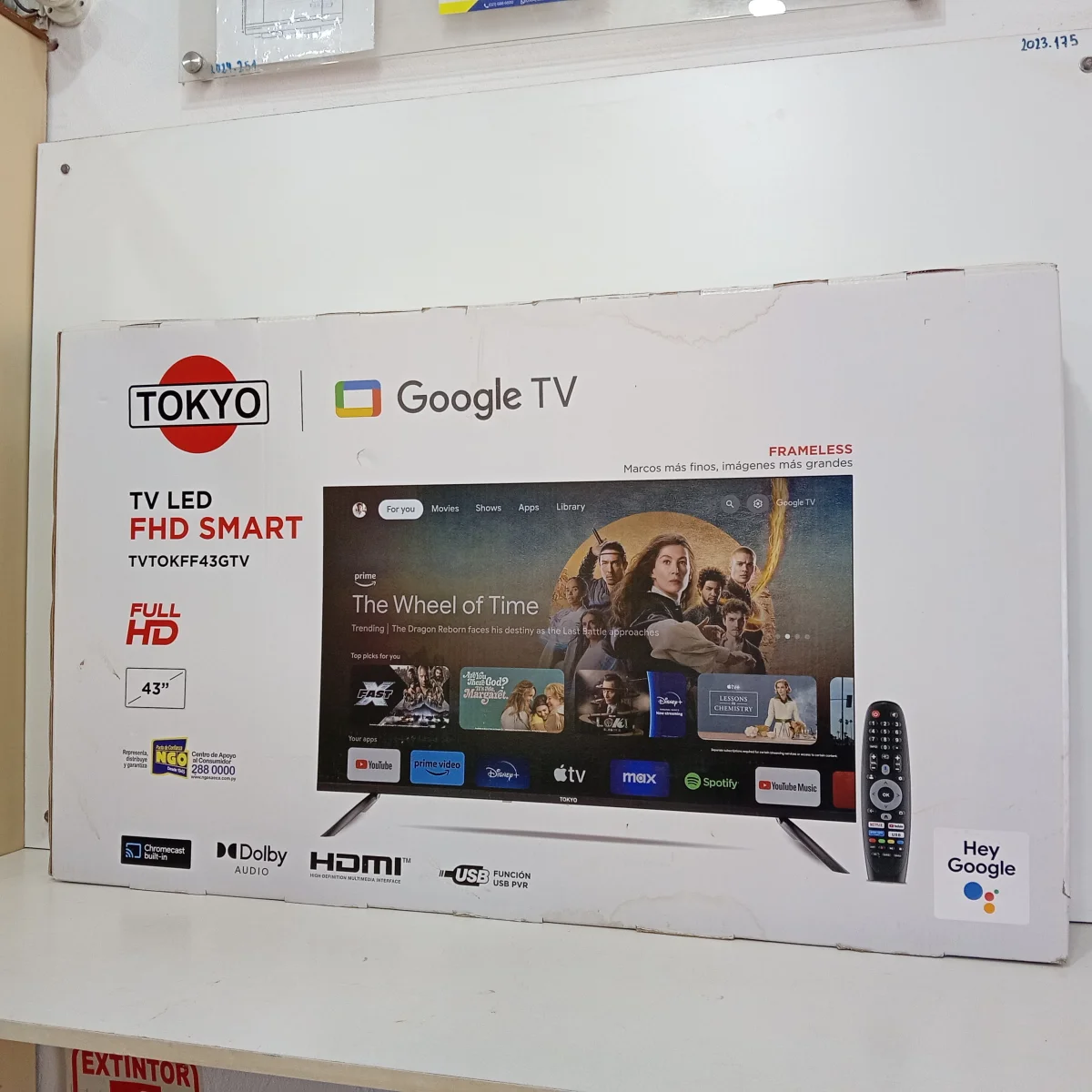Foto 3 de Televisor Led Smart De 43 '' Marca Tokyo Modelo Tvtokff43gtv Con Control Usado En Buen Estado Acc C/ Patitas Y Tornillos