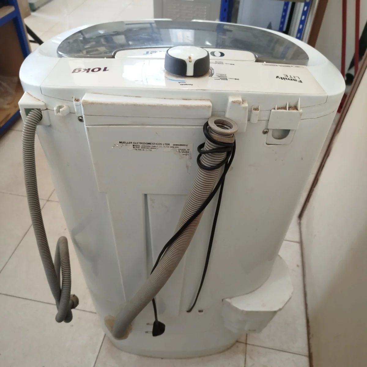 Foto 3 de Lavarropas Cap 10 Kg. Marca Mueller Modelo Family Lite 10 Usado En Buen Estado Acc Con Manguera De Carga Y Descarga