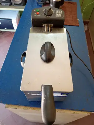 Fritadora Marca Jeffy Le Chef Modelo Kld-194 Usado En Buen Estado Acc No Tiene
