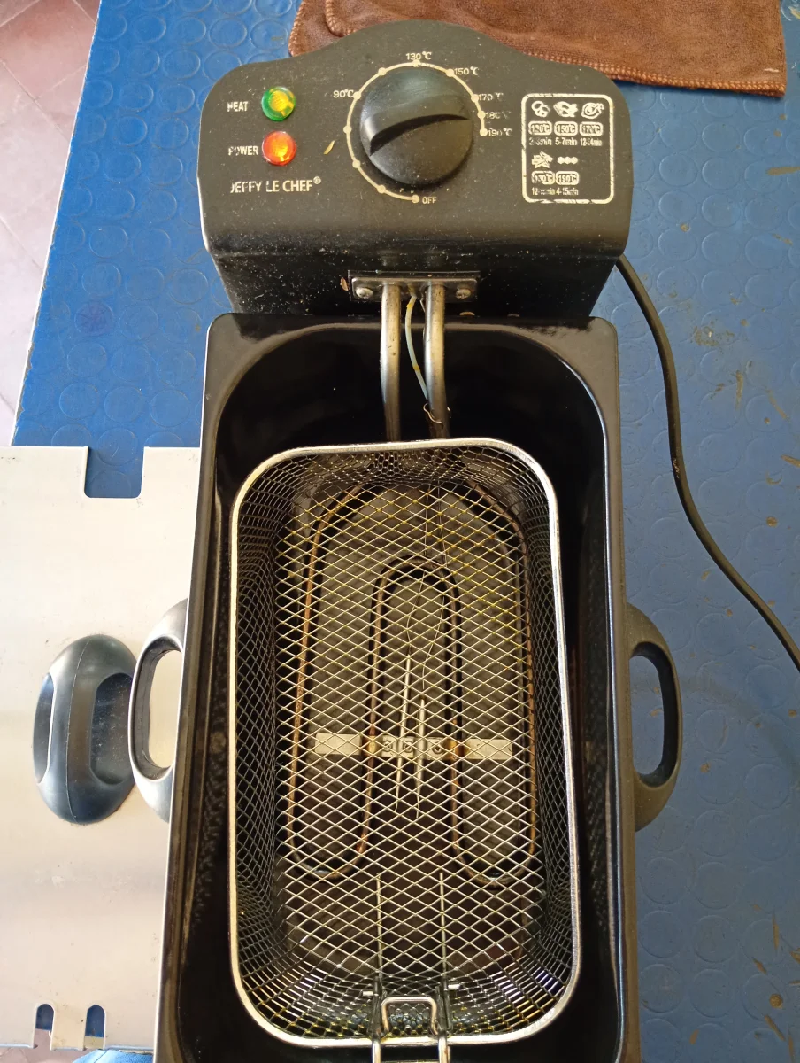 Foto 2 de Fritadora Marca Jeffy Le Chef Modelo Kld-194 Usado En Buen Estado Acc No Tiene