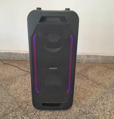 Equipo De Sonido Marca Aiwa. Sin Control Modelo Awpok6 Usado En Buen Estado Acc: No Tiene Comentario: Tipo Torre Doble Parlante