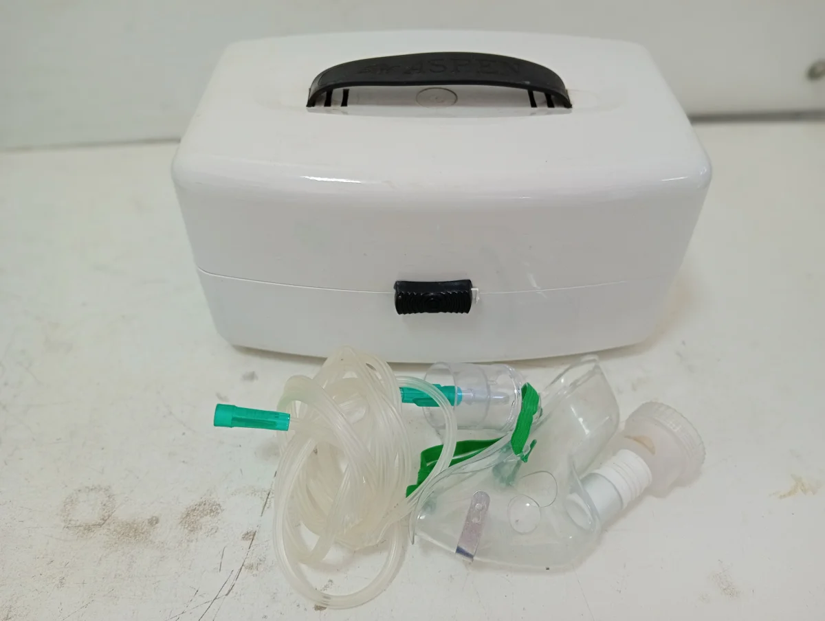 Foto 3 de Nebulizador Marca Aspen Modelo Na180 Usado Con Desgaste Acc Con Una Mascarilla