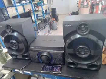 Equipo De Sonido Marca Sony Sin Control Modelo Hcd-M40d Usado En Buen Estado Acc 2 Parlantes