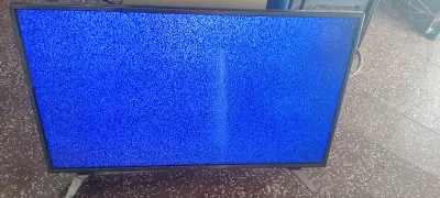 Televisor Led Smart De 43 '' Marca Lg Modelo 43uh6500 Con Control Usado En Buen Estado Acc Par De PatitaControl