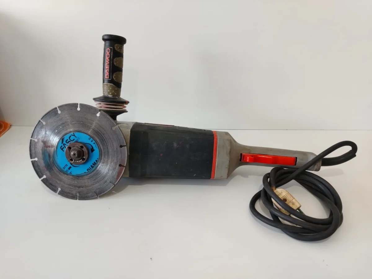 Pulidora Marca Daewoo Modelo Daag230-240 Tamaño 230 Usado En Buen Estado Acc 1 DiscoManija