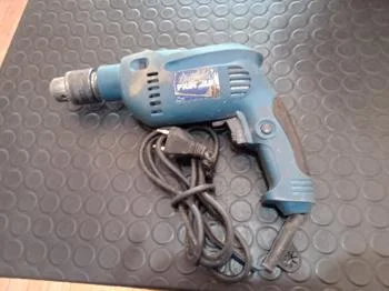 Foto 2 de Taladro Marca Profield Modelo No Se Ve Usado En Buen Estado Acc No Tiene