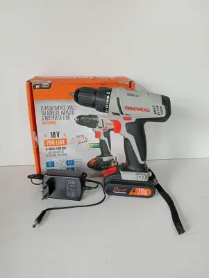 Taladro Marca Daewoo Modelo Dald180q Acc Cargador 1 Bateria