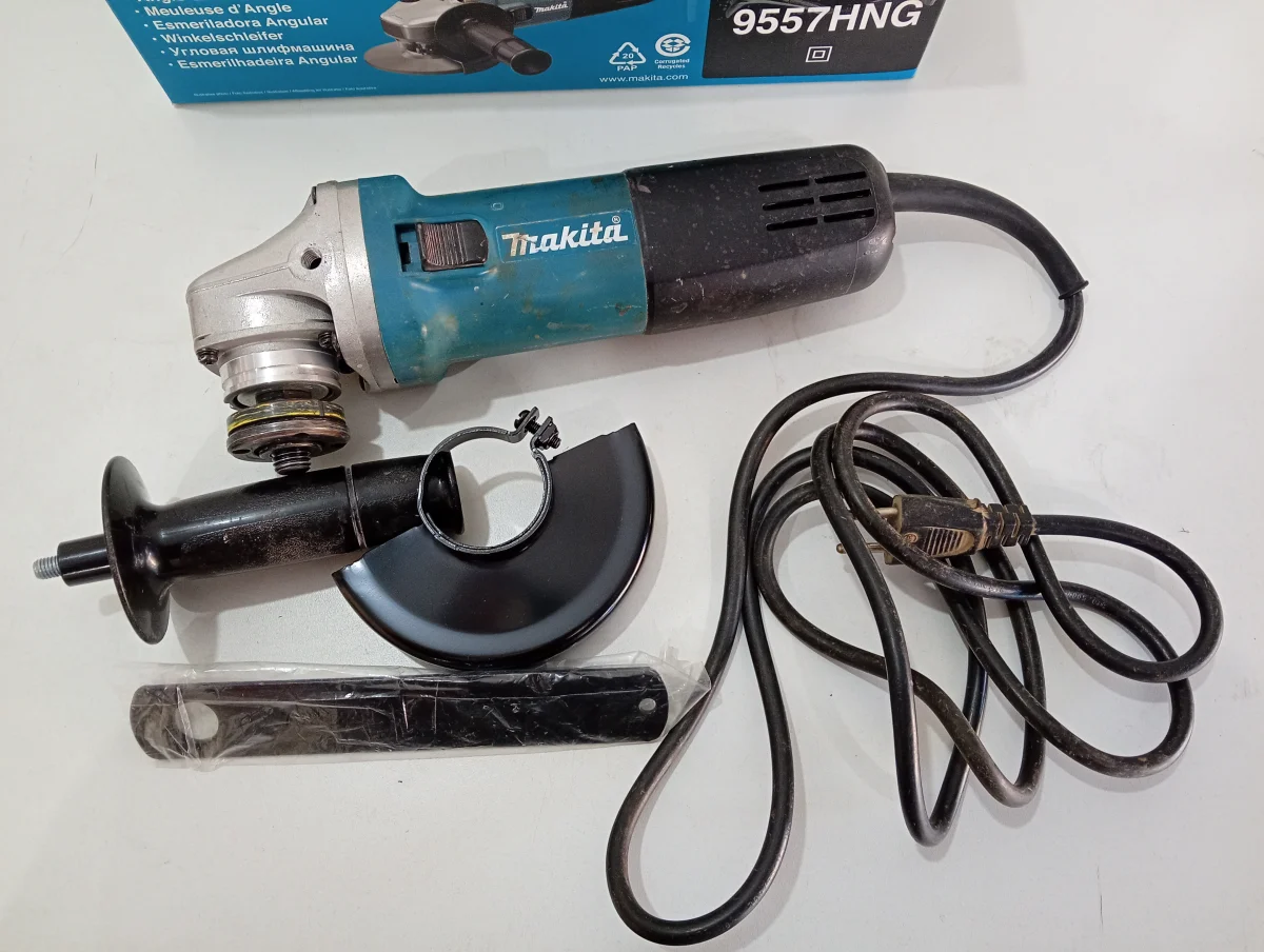 Pulidora Marca Makita Modelo 955hn Tamaño Chico Usado En Buen Estado Acc Con LlaveProtectorManija