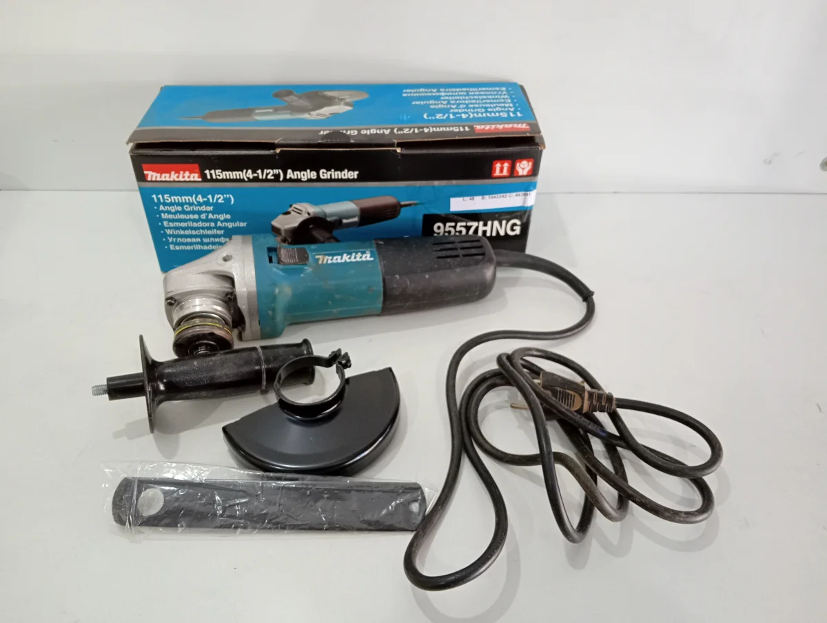 Foto 2 de Pulidora Marca Makita Modelo 955hn Tamaño Chico Usado En Buen Estado Acc Con LlaveProtectorManija