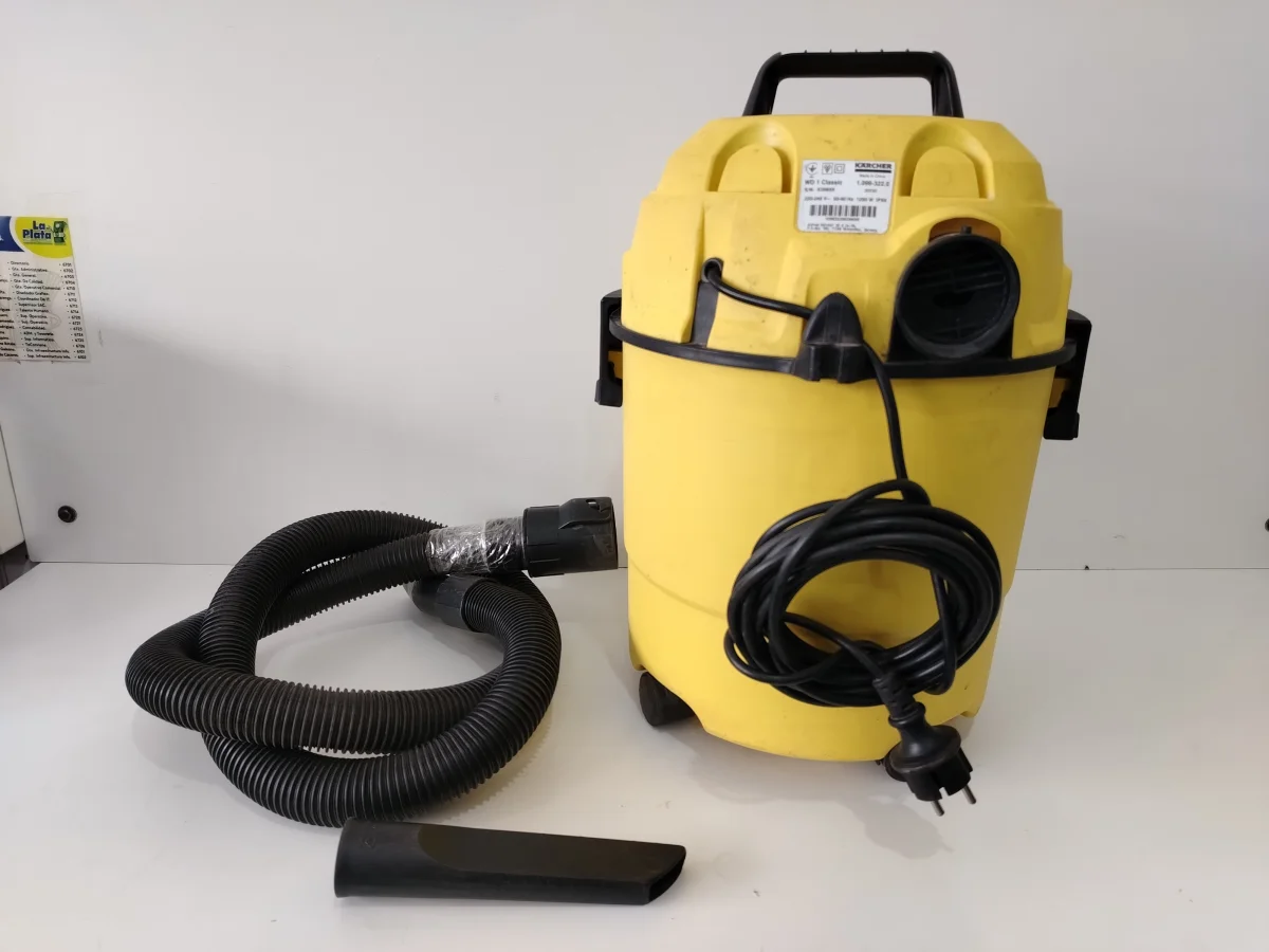Foto 2 de Aspiradora Marca Karcher Modelo Wd1 Usado En Buen Estado Acc MangueraPicoFiltro