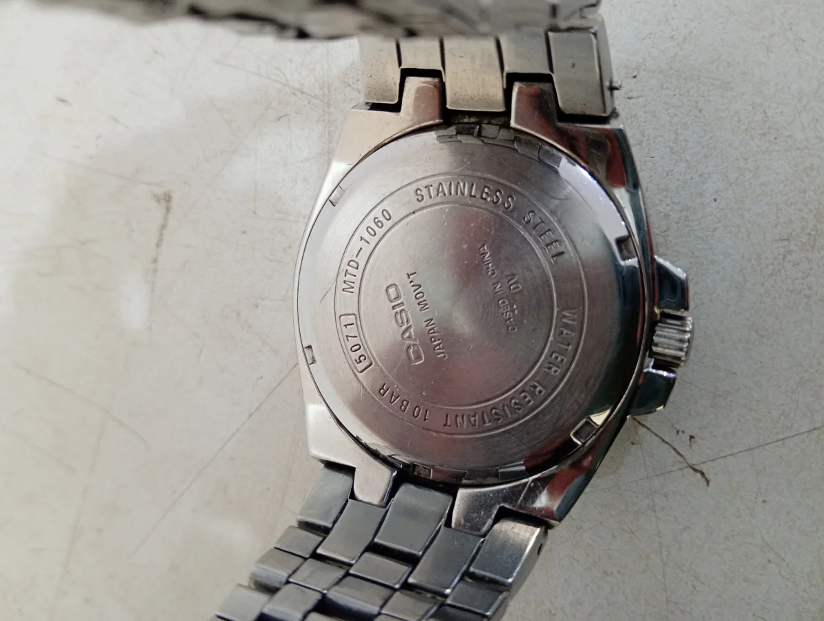 Foto 3 de Reloj Para Caballero Marca Casio Modelo Edifice Usado En Buen Estado Acc Cronografico