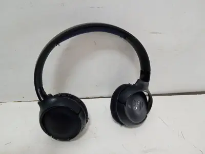 Auricular Marca Jbl Modelo Jblt520bt Usado Con Desgaste Con Sin Accesorios Acc No Tiene