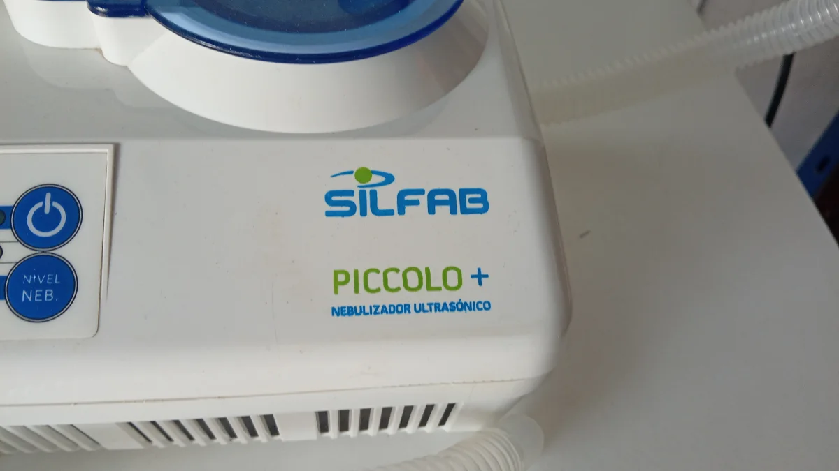 Foto 3 de Nebulizador Marca Silfab Modelo N64 Usado En Buen Estado Acc Manguera Careta