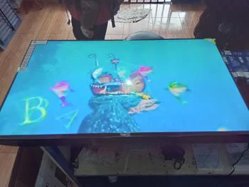 Televisor Led Smart De 43 '' Marca Tokyo Modelo Tvtokff43gtv Con Control Usado En Buen Estado Acc Par De PatitasSoporte De ParedUna Bolsa De Tornillos