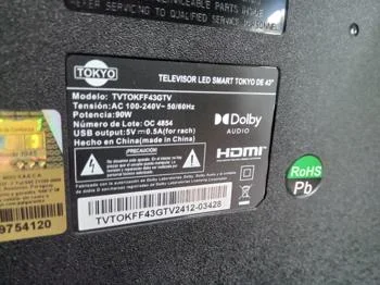 Foto 2 de Televisor Led Smart De 43 '' Marca Tokyo Modelo Tvtokff43gtv Con Control Usado En Buen Estado Acc Par De PatitasSoporte De ParedUna Bolsa De Tornillos