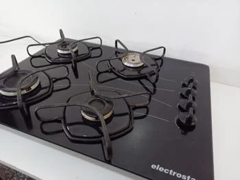 Foto 2 de Cocina A Gas Marca Electrostar Modelo No Tiene Usado En Buen Estado Acc Cuatro HornallasEnsendido Electrico