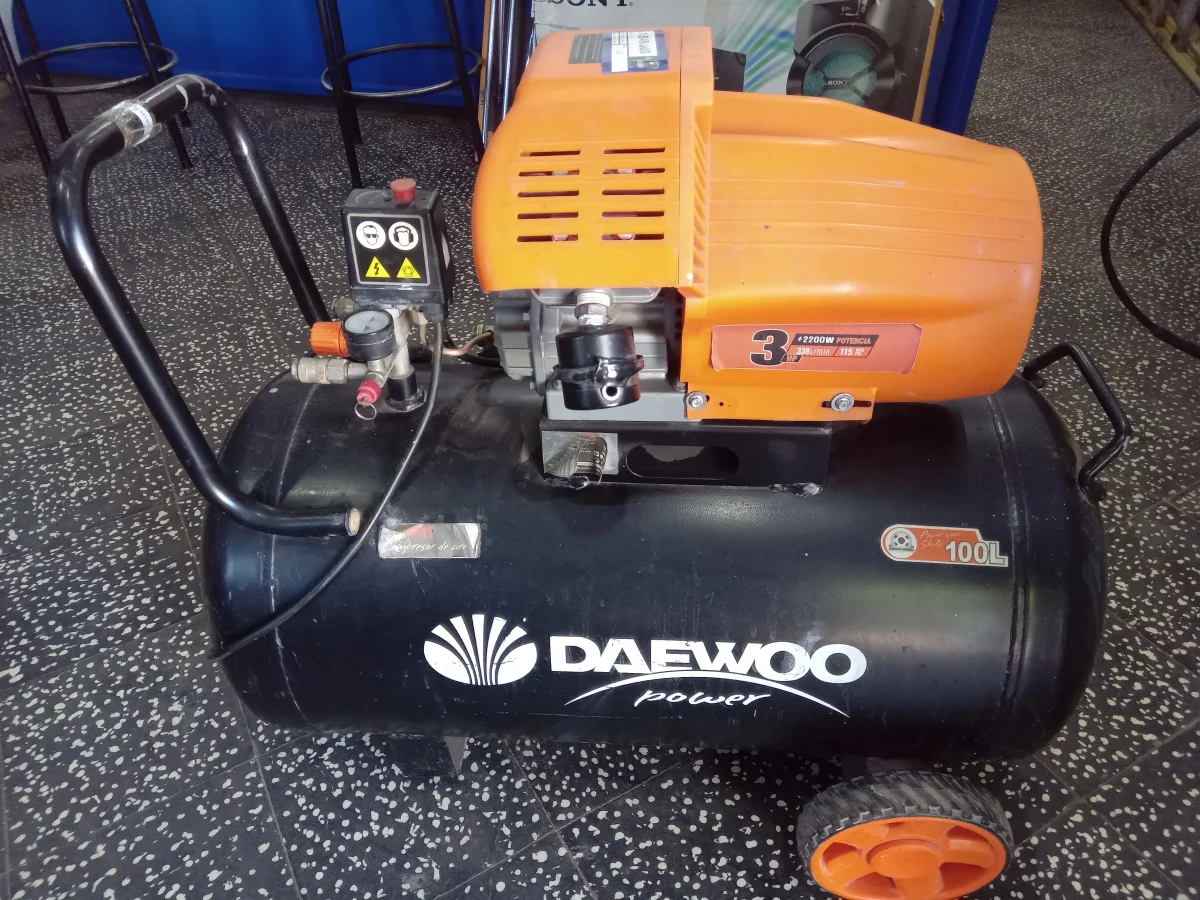 Compresor De Aire Marca Daewoo Modelo Master Line Potencia Hp 3 Usado En Buen Estado Acc No Tiene