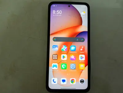 Celular Marca Xiaomi Modelo Note 13 Memoria Ram : 6 Gb Almacenamiento Interno : 128 Gb Acc: Estuche Negro Comentario: Sin Vidrio Protector Detalles En Los Bordes Pelados Camara Rayado No Afecta
