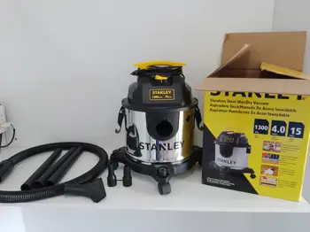 Aspiradora Marca Stanley Modelo Sl19301-4b Usado En Buen Estado Acc: Manguera3 Alarges 2 Picos Comentario: Es De Inox En Caja Es De 1300w Semi Nuevo
