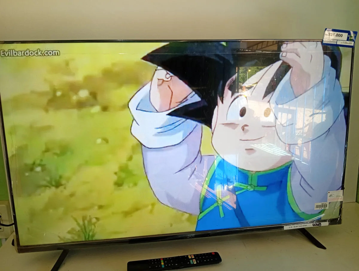 Televisor Led Smart De 43 '' Marca Jam Modelo Ultraslim-43gfs Con Control No Tiene Acc Patitas