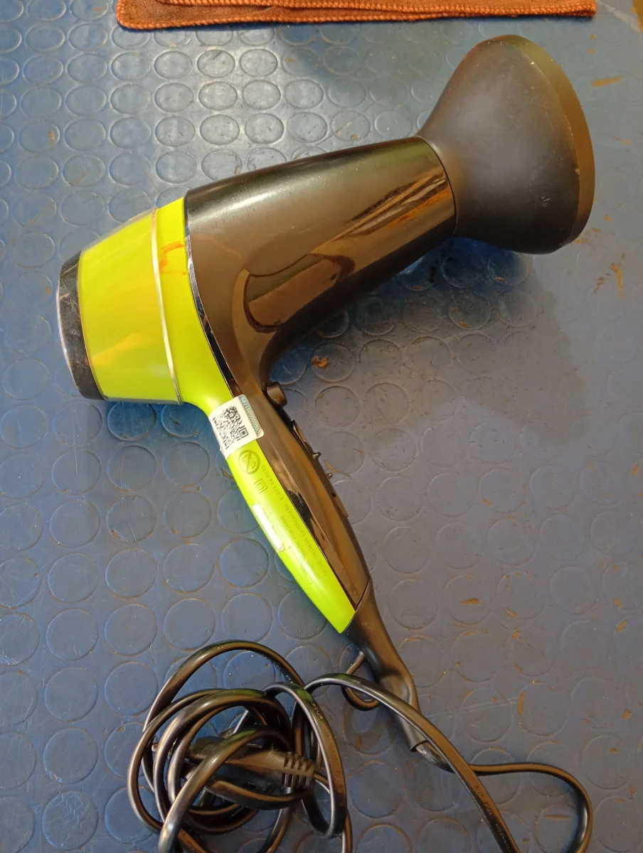 Foto 2 de Secador De Pelo Marca Remington Modelo D13a Usado En Buen Estado Acc Difusor