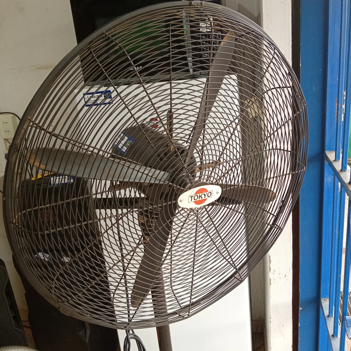Ventilador 3 Velocidades Marca Tokyo Modelo Vetokpii26r-Ar Usado En Buen Estado Acc No Tiene