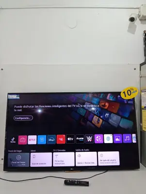 Televisor Led Smart De 49 '' Marca Lg Modelo 49un7100psa Con Control Usado En Buen Estado Acc Cable CteControl